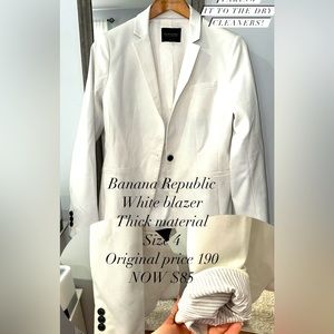 Banana republic blazer size 4